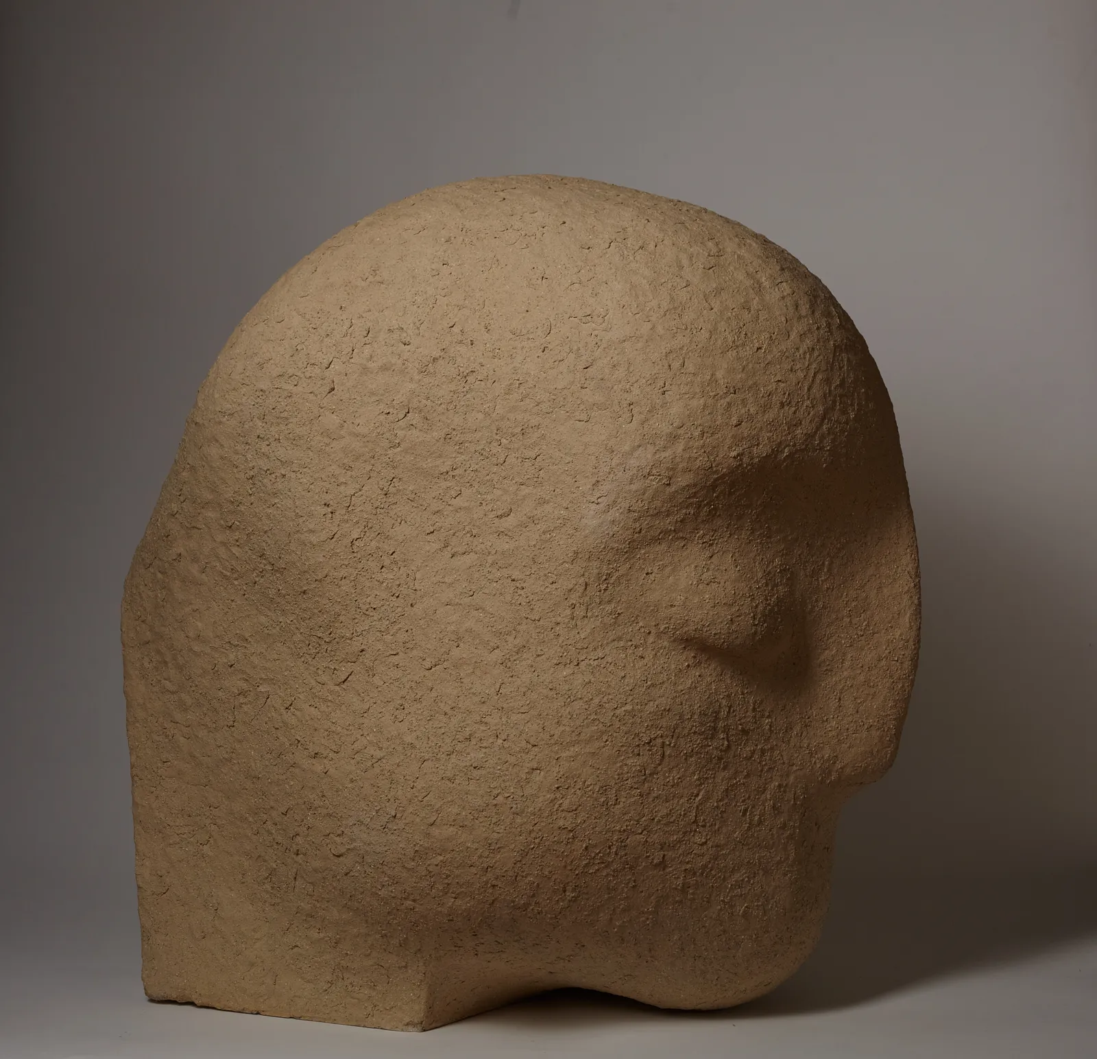Image of Calm by Denys Shimanskyi, size: 84х84х66, made of ceramics, chamotte, Sculpture medium, part of the Heads series, priced at $4000